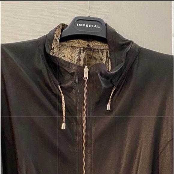 Very light womens put on coat - Picture 4 of 6